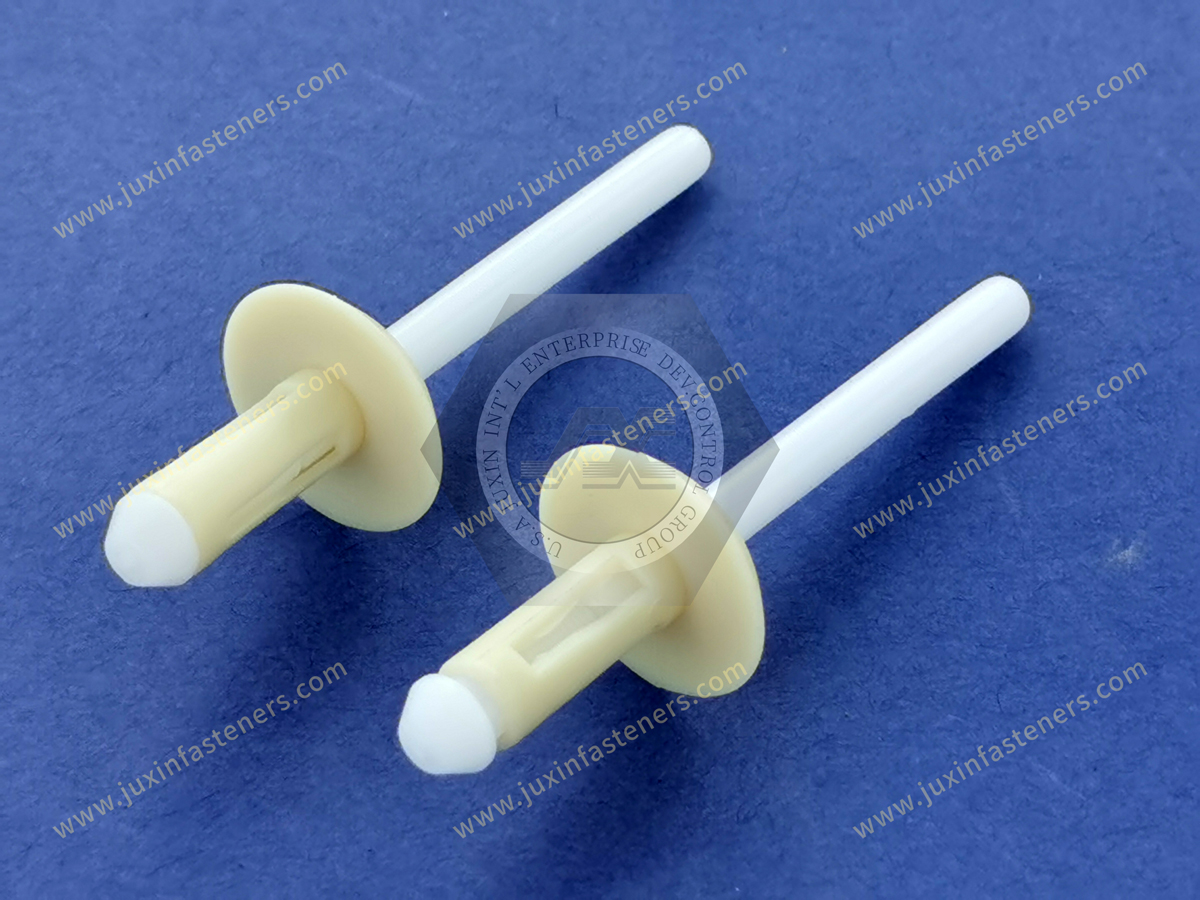 JX-13M01561 自動車用一般プラスチックブラインドリベット
