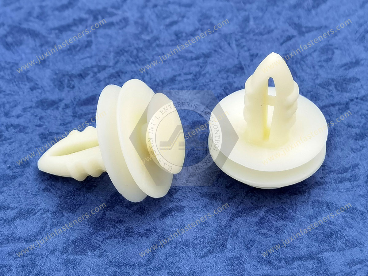 JX-13M05299 自動車用一般プラスチック有刺鉄線プッシュリベットファスナー