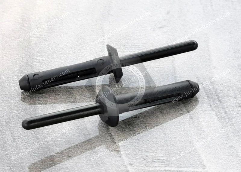 JX-13M01560 自動車用一般プラスチックブラインドリベット